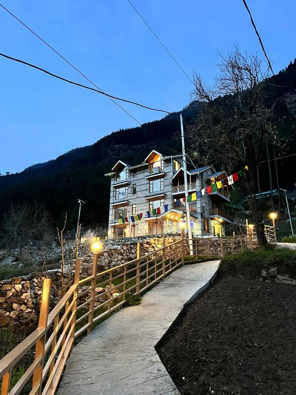 Hotel The Rohtang Chalet Manāli Zewnętrze zdjęcie