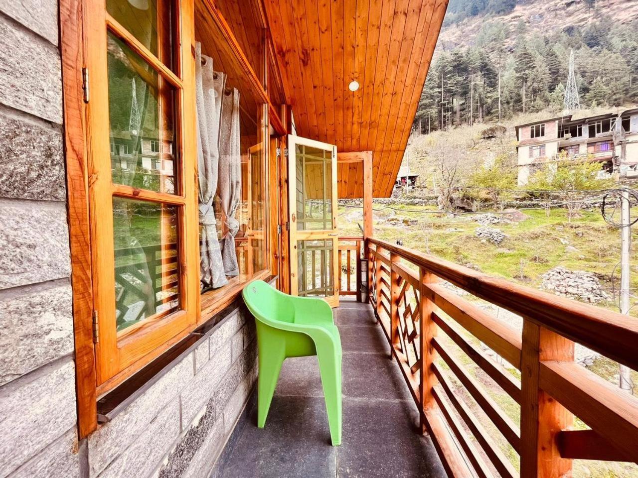 Hotel The Rohtang Chalet Manāli Zewnętrze zdjęcie