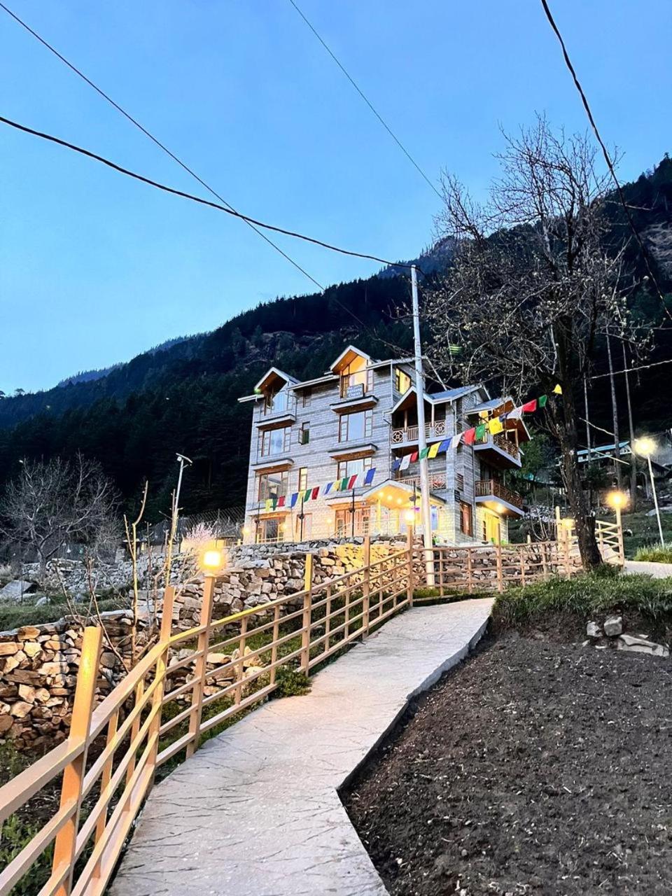 Hotel The Rohtang Chalet Manāli Zewnętrze zdjęcie